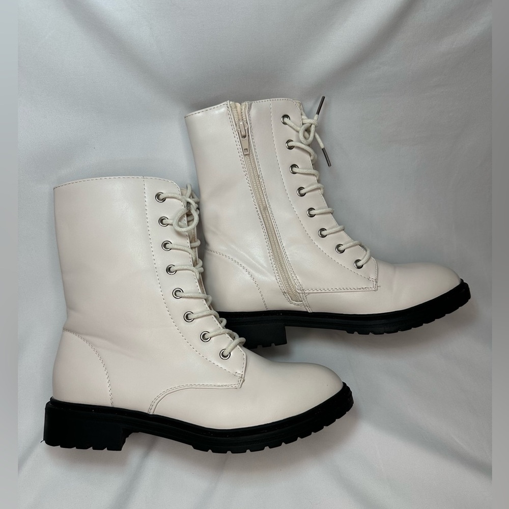Tris Lace Up Side Zipper Boots